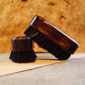 Brosse doucine soie - cuir